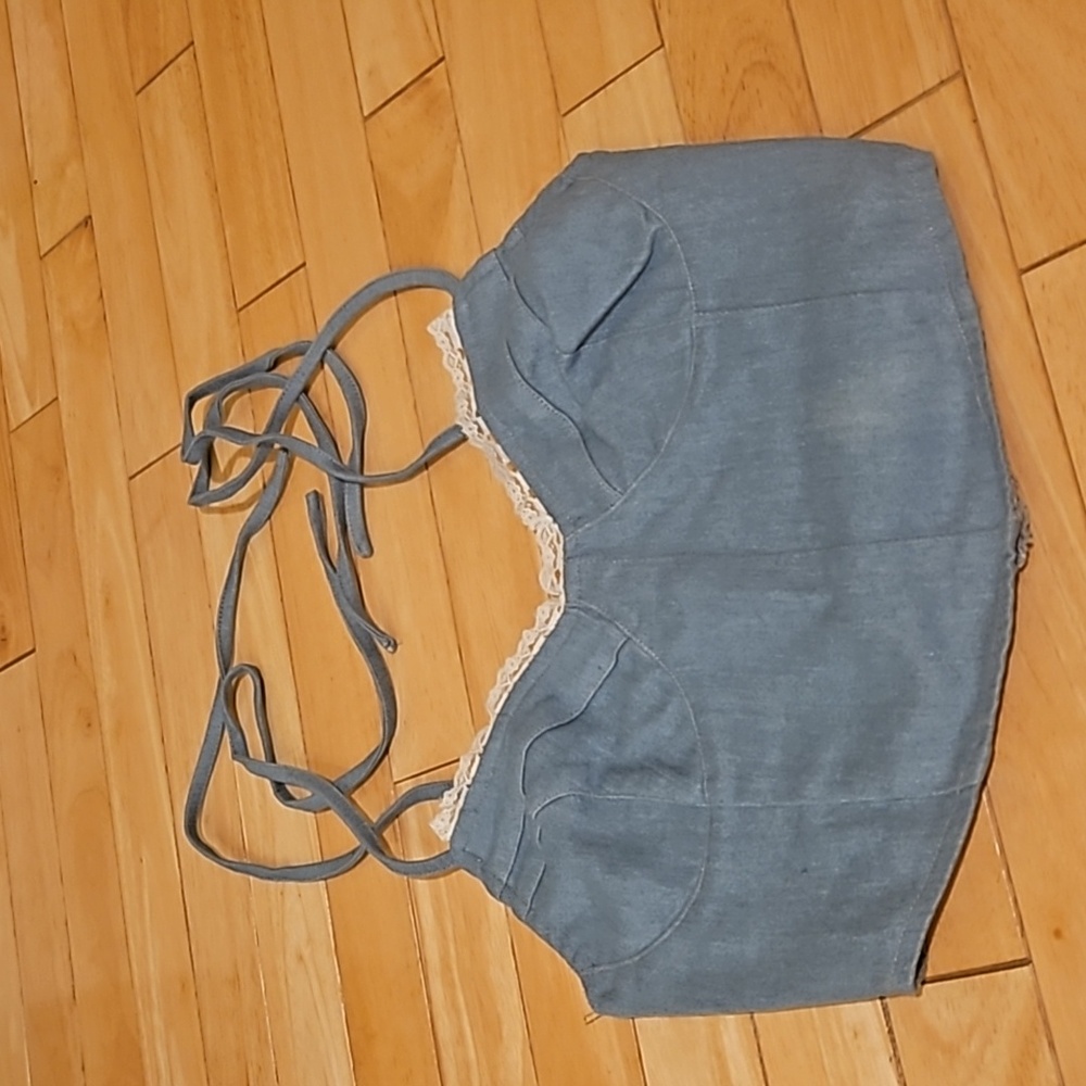 Girls and women top